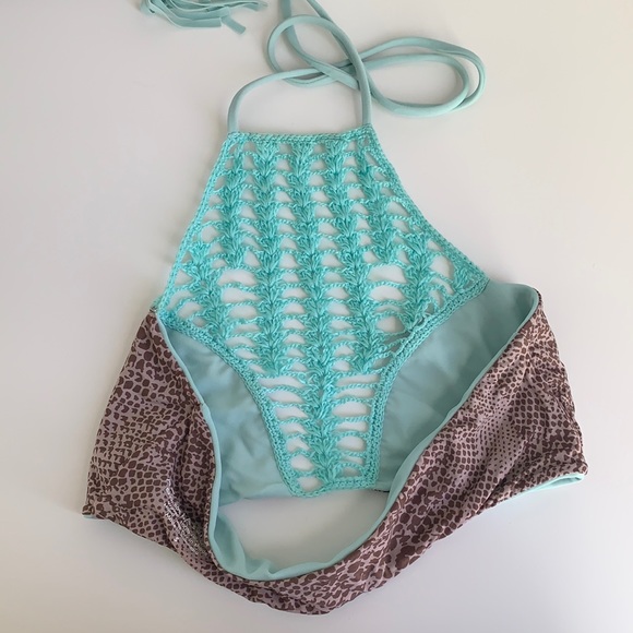 ACACIA Swimwear Panama Top Small - Picture 8 of 11